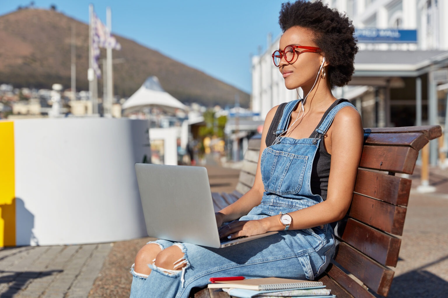 How to Receive Payments Internationally as a Caribbean Freelancer international payment platforms for Caribbean freelancers